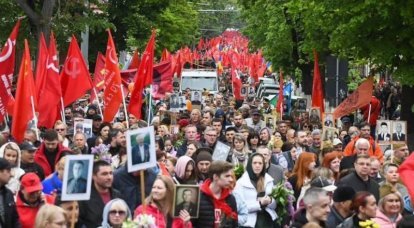 В Молдавии, несмотря на запреты властей, прошли массовые торжественные мероприятия в честь Дня Победы