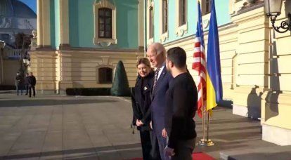 Пресса США: Администрация согласовывала визит Байдена в Киев с российской стороной