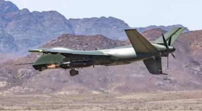 O drone americano Mojave com uma Minigun DAP-6 com uma cadência total de tiro de 6000 tiros por minuto atingiu alvos terrestres durante os testes