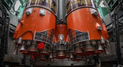 «Это не хохлома, а городецкая роспись»: В Роскосмосе прокомментировали оформление ракеты «Союз-2.1а» и её подготовку к старту с Байконура