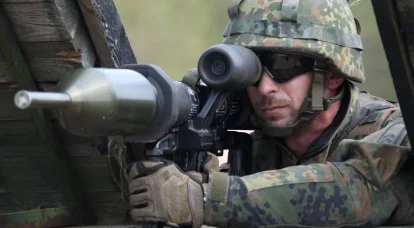 Panzerfaust 3 súng phóng lựu cho Ukraine. Trợ giúp với năng lực hạn chế