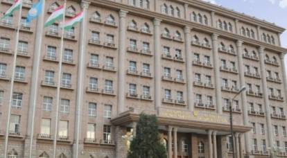 O Ministério das Relações Exteriores do Tadjique entregou uma nota ao Embaixador Russo, acusando a Federação Russa de supostamente violar os direitos dos cidadãos tadjiques
