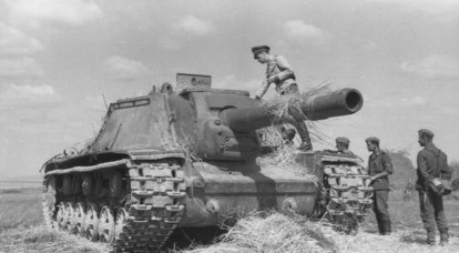 SU-152 e la loro apparizione nella battaglia di Kursk