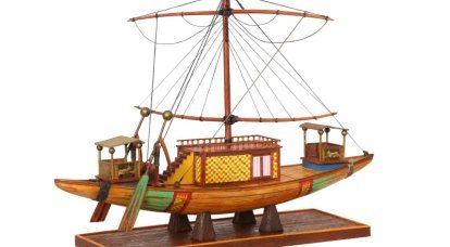 História DIY: barco da tumba de Tutancâmon