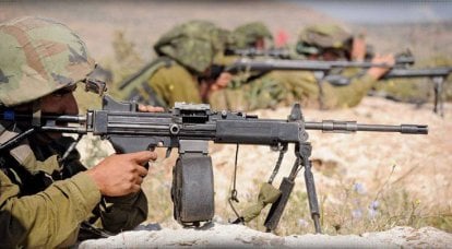 Israeli single machine gun "Negev"