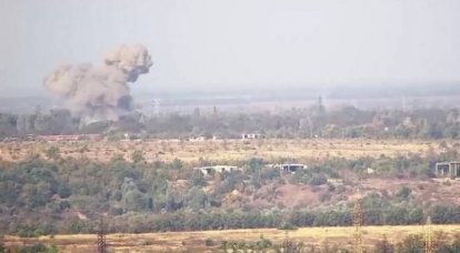 На интернету су се појавили снимци руског ваздушног удара на украјински воз који је превозио војну опрему.