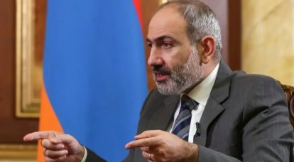 자신의 발에 총을 맞았습니다. Pashinyan은 CSTO를 떠나 유럽 연합에 가입했습니다.