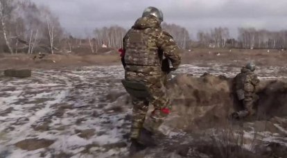 نیروهای روسی در حومه ووگلدار در حال عملیات هستند، تفنگداران دریایی نیروهای مسلح RF یک منطقه ییلاقی در جنوب شرقی شهر را اشغال کردند.