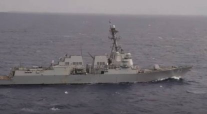 دریاسالار آمریکایی: نیروی دریایی آمریکا باید در بازدارندگی کشورهایی که قوانین بین‌المللی را سرپیچی می‌کنند، اول باقی بماند