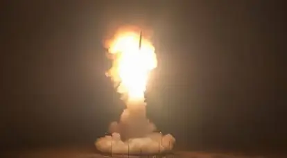 Пентагон предупредил Россию о двойном испытательном пуске межконтинентальных баллистических ракет Minuteman III