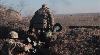 В Киеве сообщают об «уничтожении» колонны российских танков американскими ПТРК Javelin