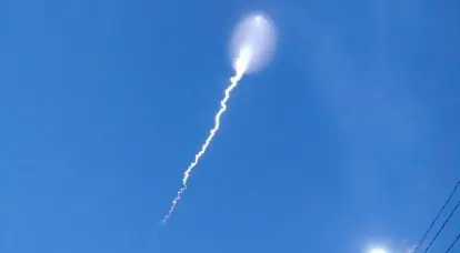 Il test delle forze missilistiche strategiche russe ha lanciato un missile balistico intercontinentale dal sito di test di Kapustin Yar