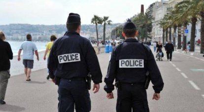 Grèves de la police. Pourquoi les forces de l'ordre manifestent à Paris et comment la police de divers pays protège leurs intérêts