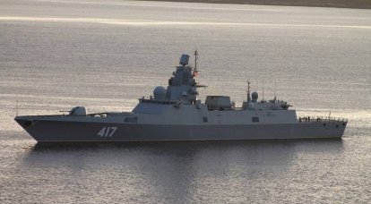 フリゲート艦「ゴルシコフ提督」が新しい武器をテストするために白海に到着した