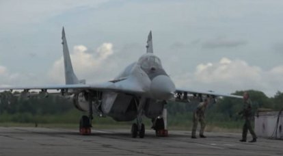 Na Ucrânia, anunciou a "interceptação" do caça MiG-29 An-2 perto da fronteira com a Romênia