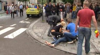 Общее число погибших от терактов в Норвегии - почти 90 человек