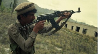 Zbraně afghánských dushmanů. Samonabíjecí pušky a útočné pušky