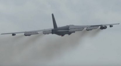 Os B-52Hs americanos continuam a praticar ataques na fronteira russa