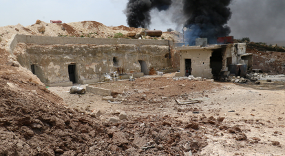 Die russischen Luft- und Raumfahrtstreitkräfte führten einen Präzisionsangriff auf ein Terroristenlager in Idlib durch
