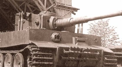 Трофейный танк "Тигр", который назвали "слоном"