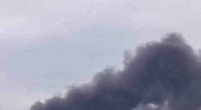 Après avoir détecté une activité militaire sur l'aérodrome de Kramatorsk, une attaque au missile a été lancée sur l'objet