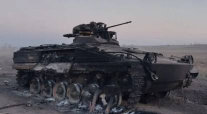 È stato pubblicato il filmato della distruzione del veicolo da combattimento della fanteria tedesca Marder delle forze armate ucraine da parte di un drone FPV