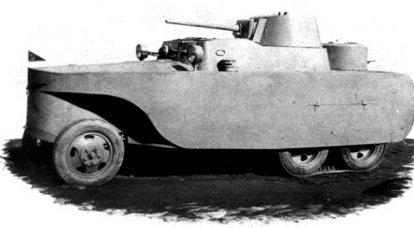 BAA-2: the first Soviet floating armored car