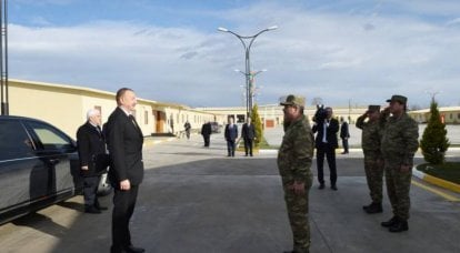 Azerbaycan Cumhurbaşkanı yeni bir askeri birliğin açılışına katıldı