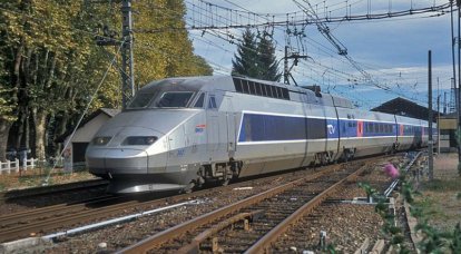Fransız demiryolu işçileri, Paris banliyölerinde bulunan istasyonlardan birinin yakınında terörist saldırıyı önledi