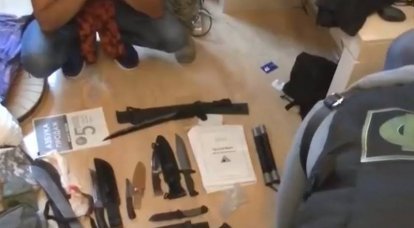 FSB 장교들은 바쉬키리아에서 테러 공격을 준비하는 네오나치 그룹을 구금했습니다.