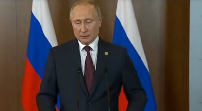 プーチン大統領、ウクライナ情勢について「海外に幸福を求めるのではなく、近隣諸国と交渉することが必要だ」