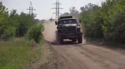 DPR birlikleri, düşmanı Donetsk havaalanının kuzeybatı eteklerindeki müstahkem bölgenin dışına sürdü