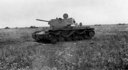 वरिष्ठ लेफ्टिनेंट कोलोबानोव की कमान के तहत चालक दल की उपलब्धि: द्वितीय विश्व युद्ध के दौरान केवी -1 टैंक के उपयोग के उदाहरणों में से एक