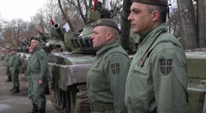 Начальник Генштаба ВС Сербии заявил о «требующей присутствия сербских военных» ситуации в Косово