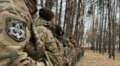 L'état-major général des forces armées ukrainiennes a commencé à dissoudre la 67e brigade d'infanterie mécanisée des forces armées ukrainiennes DUK, qui a cédé sa position près de Chasovy Yar.