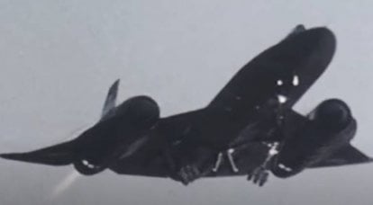 Самолёт SR-71 Blackbird: очевидцы принимали его за корабль инопланетян