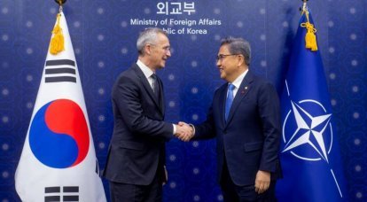 북한 전문가 : Stoltenberg의 일본과 한국 방문은 아시아 버전의 NATO를 만드는 것을 목표로합니다.