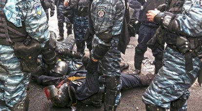 I giornalisti ucraini hanno rivelato i dettagli della sparatoria dell '"Aquila reale" sul Maidan