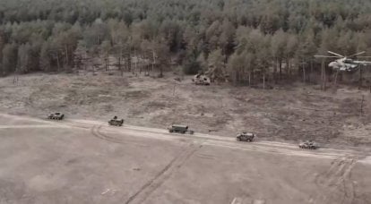 아마도 남부 도네츠크 방향으로 추정되는 우크라이나 군대의 파괴 된 호송대가 촬영되었습니다.