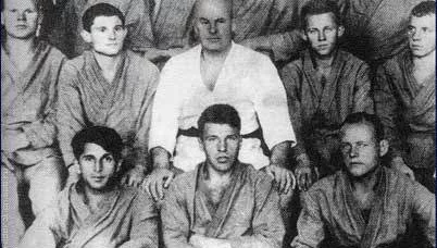 Die Geschichte der russischen Kampfkunstschule