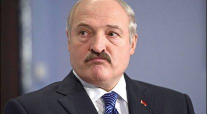 Lukashenko exigiu que os militares permitissem que observadores ocidentais compartilhassem exercícios com a Rússia.