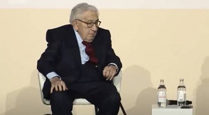 Henry Kissinger: Negotiations should seek Russia's return of those 20 percent of Ukrainian territories that are occupied by the Russian Armed Forces
