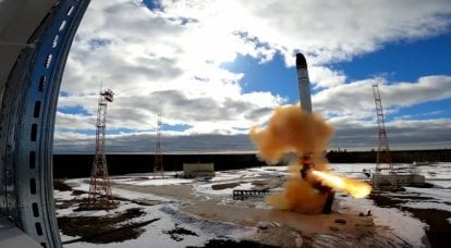 ICBM "सरमत": पहली शुरुआत और एक महान भविष्य