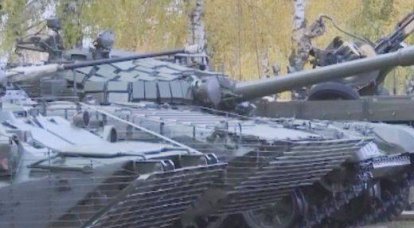 Белорусские военные усилили защиту БТР-80, Т-72Б и БМП-2