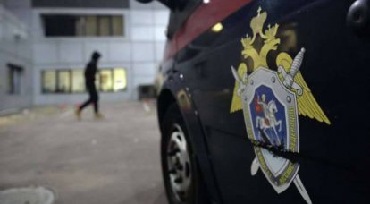 Dagestan의 테러 공격 : 자살 폭탄 테러범이 교통 경찰 초소 근처에서 차를 폭파했습니다.