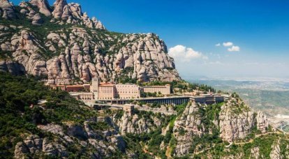 Montserrat. Split dağ Manastırı