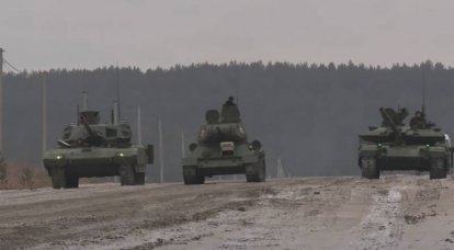 Gezeigtes Video mit gleichzeitiger Teilnahme des T-34, T-90M und T-14 "Armata"