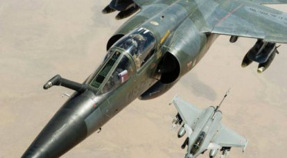 Французы нанесли массированный авиаудар по игиловской «столице» в Сирии