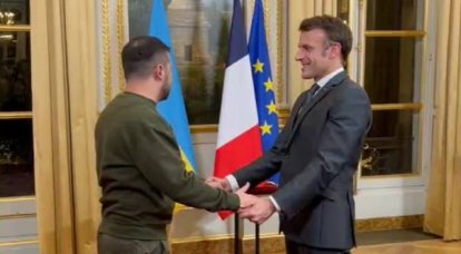 法国总统授予基辅政权领导人泽伦斯基荣誉军团勋章