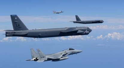 Estrategistas americanos do B-52 atingem alvos no Mar do Norte